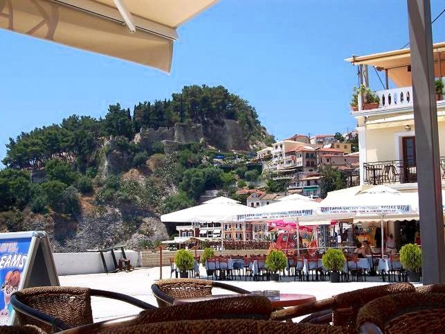 Theros Blu Sarakiniko (Epirus) Buitenkant foto